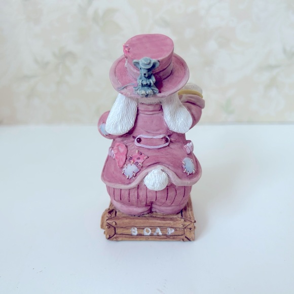 The Patchville Bunnies, Mayor Cornelius, 4" Inch Figurine, New in Box - Picture 2 of 3